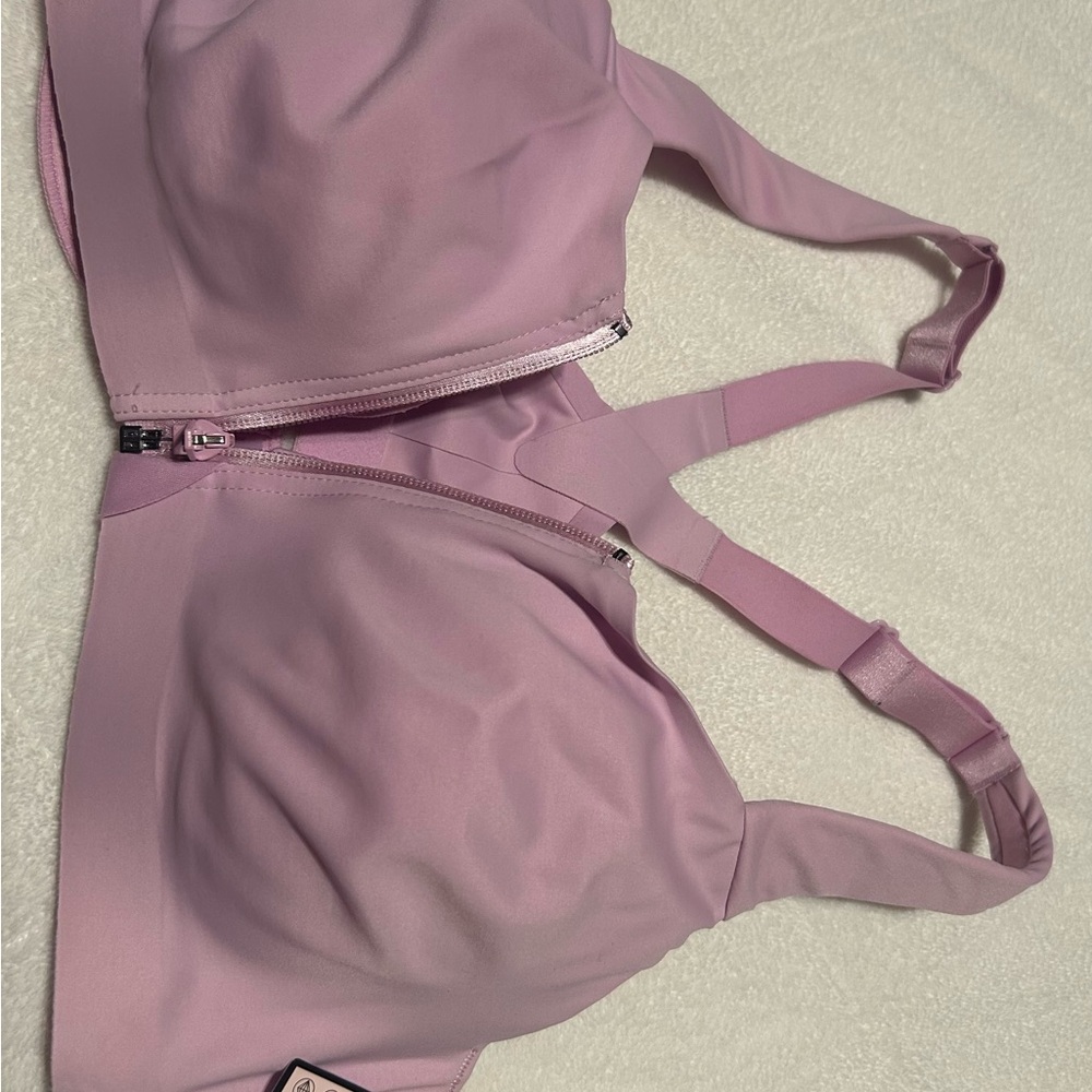Victoria's Secret Lavender Sports Bra - Picture 5 of 6